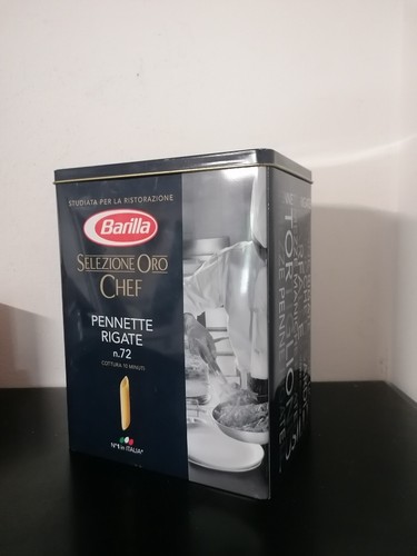 Scatola latta pennette - in,