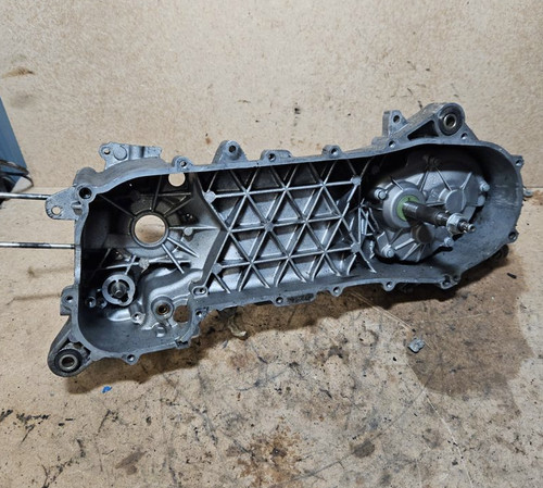 Carter moteur gauche gilera - carter,