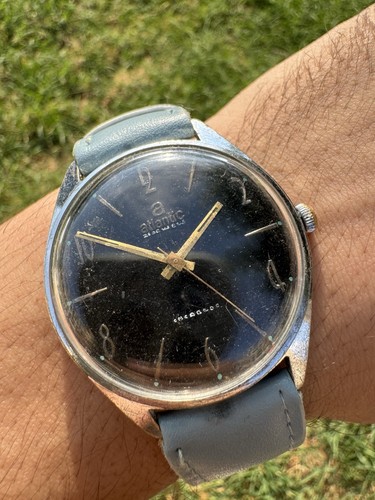 Orologio meccanico vintage