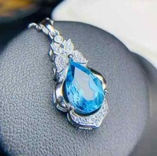 2Ct Pear Cut Blue Topaz