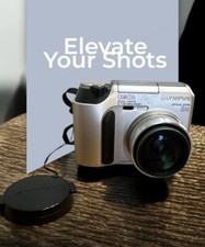 Olympus CAMEDIA C-720 Ultra Zoom 3,0 MP fotocamera digitale senza scheda testata funziona!