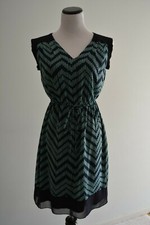 Abito da studio senza maniche