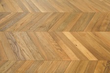Campione Parquet Chevron Affumicato e Spazzolato, Pavimento Oliato Naturale 18mm SR1806 