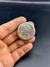 Antica moneta greca in argento