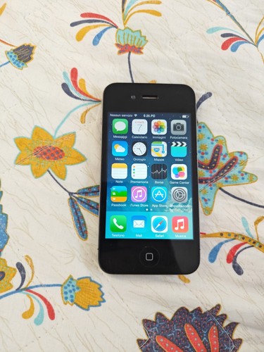 Apple iphone 8gb - 4,