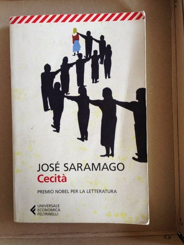 Libro molto interessante - libro,