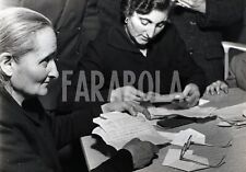 Foto vintage Ciclismo, la madre e la sorella di Fausto Coppi, stampa 30 x 24 cm