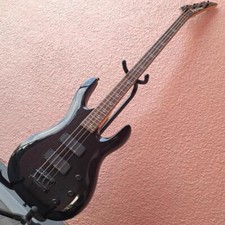 Basso elettrico kramer - basso, striker