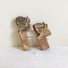 Antico Legno Intagliato a Mano