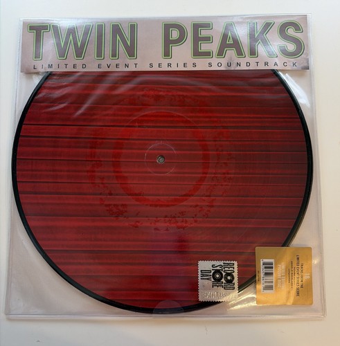 Twin peaks record store - twin,
