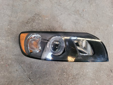 Gruppo faro destro pre lifting