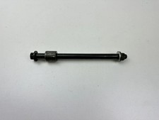 AXE ROUE AVANT REGAL RAPTOR