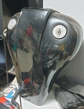 Serbatoio in vetroresina moto