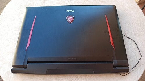 Monitor top lid msi - e,