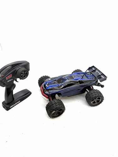 Monster truck traxxas revo - truck,