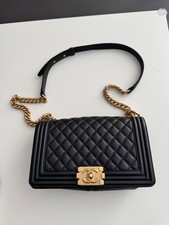 Borsa Chanel nera in pelle di