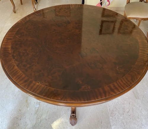 Tavolo antiquariato rotondo