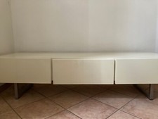 Vendo mobile basso porta tv in legno massello, bianco laccato