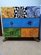 cassettiera moderno realizzato e dipinto a mano 