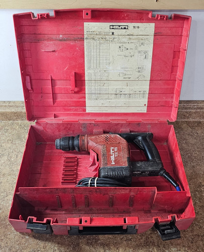 Trapano avvitatore - , a