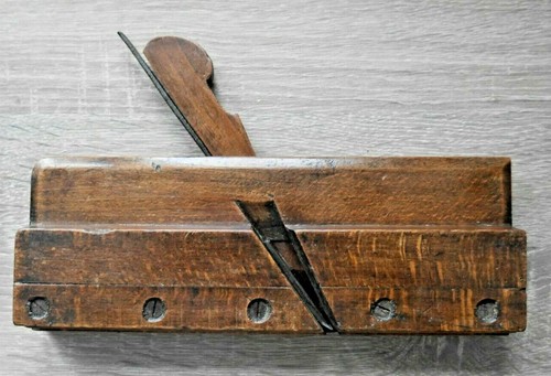 Antique carpenters wooden - 9.5",