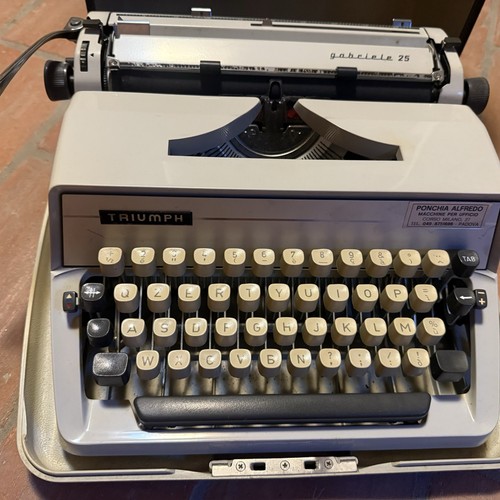 Macchina per scrivere triumph - per,