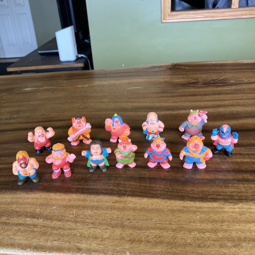 Vintage 1980 soma figures - soma,