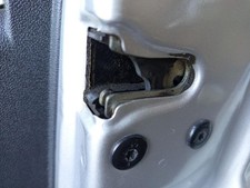 Serratura porta anteriore