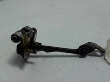 Arresto portiera anteriore