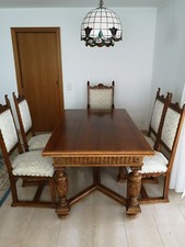 TAVOLO ALLUNGABILE DEL NOVECENTO CON 6 SEDIE  RINNOVATE, MOLTO BELLO