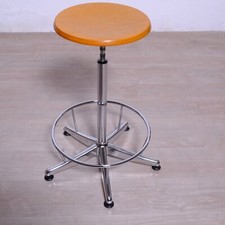 Sgabello industrial regolabile da ufficio vintage in metallo con seduta in legno