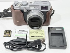 FUJIFILM Fuji X100S Digital