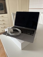 Mac Book Air 13 2020