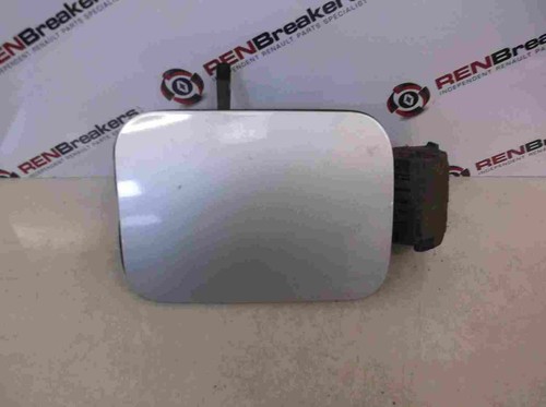Coperchio parafango carburante