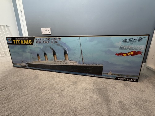 Trumpeter pktm03719 titanic - trumpeter,