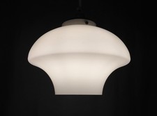 Grande lampada da soffitto a