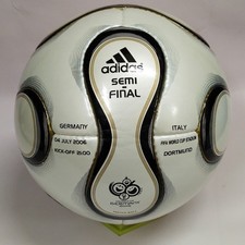 Adidas Teamgeist Berlin FIFA