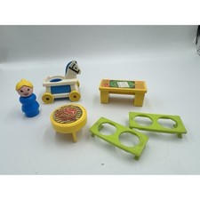 Fisher Price Little People Set