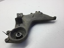EXHAUST SUPPORT BRACKET