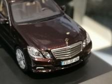 Schuco 1/43 Mercedes Classe E W212 Limousine Avantgarde Limited 1000 with box