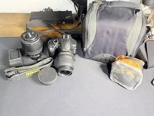 Nikon D5000 12,3 MP - VR AF-S