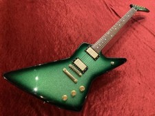 Chitarra elettrica FERNANDES