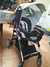 Trio della Chicco completo di paragambe, parapioggia, zanzariera più borsa