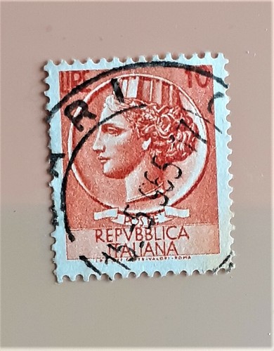 Francobollo italia - c,