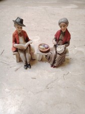 Vecchietti Seduti, Scultura In Capodimonte