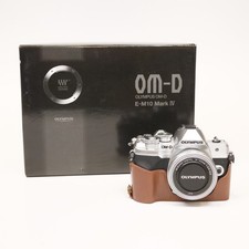OLYMPUS OM-D E-M10 MK IV CON