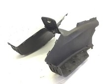 FLOOR FLOOR FAIRING - CRACKS