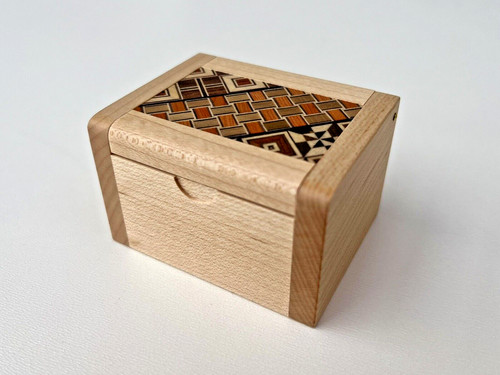 Karakuri box scatola falsa - box:,