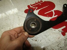 PIASTRA SUPPORTO MARMITTA