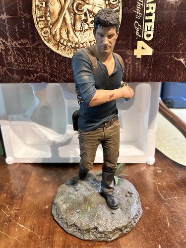 Statua uncharted fine - 4:, un